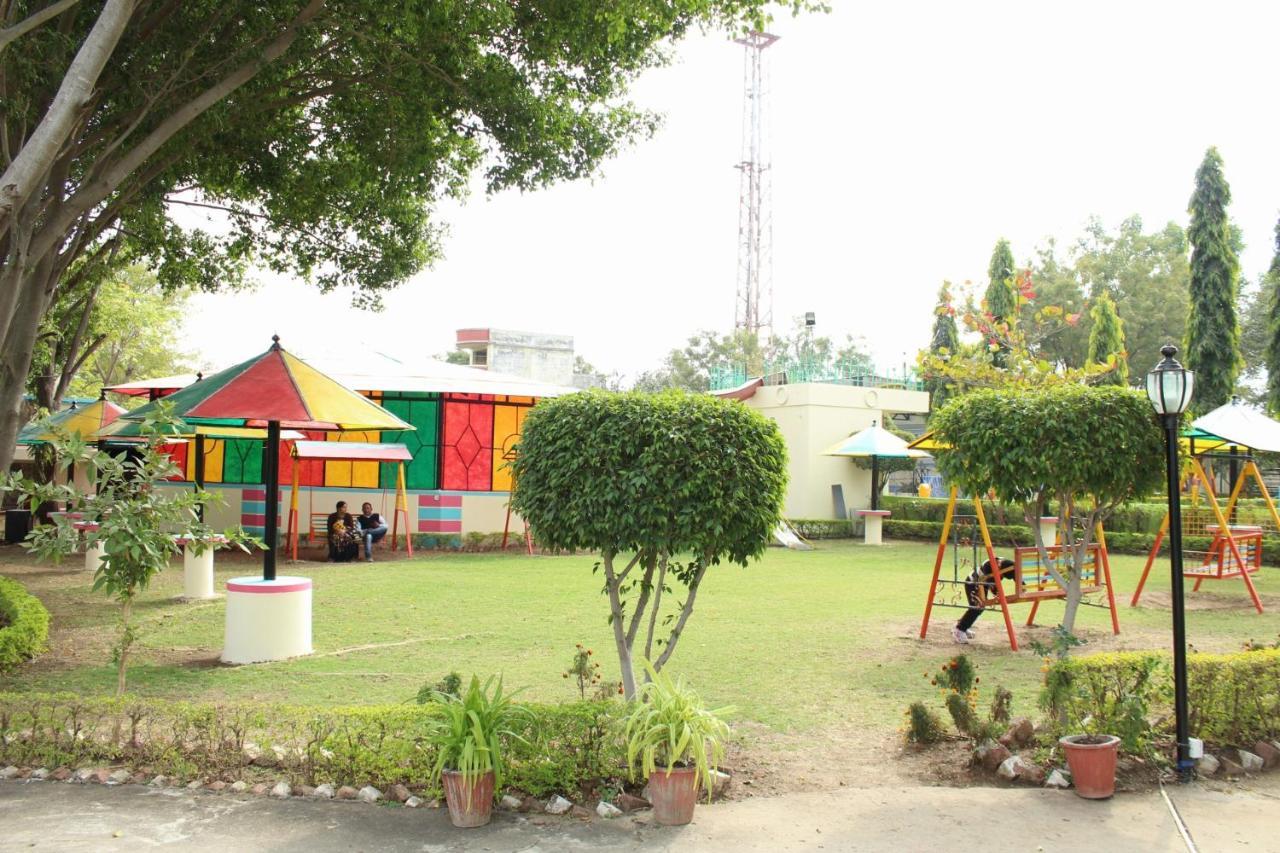 Fun And Food Resort & Holidays Harsola Zewnętrze zdjęcie